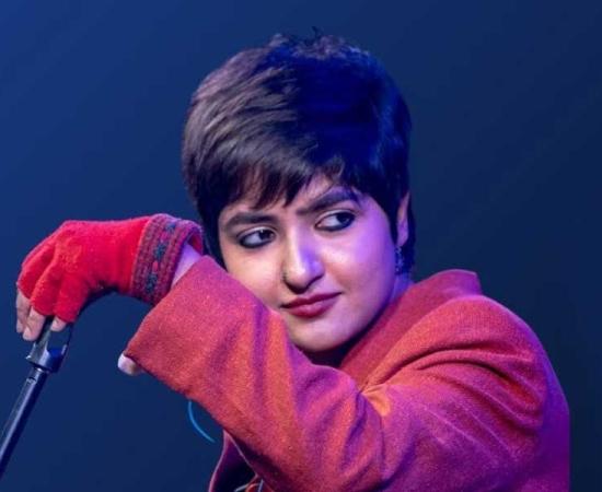 লগ্নজিতার গান থামানো ঘিরে তীব্র বিতর্ক!