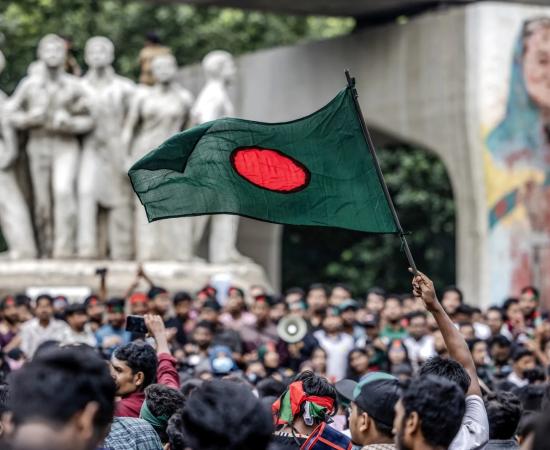 बांग्लादेश में फैक्ट्री के भीतर हिंदू सुरक्षा कर्मी की गो*ली मारकर ह*त्या, दो हफ्तों में तीसरी घटना से अल्पसंख्यकों की सुरक्षा पर सवाल