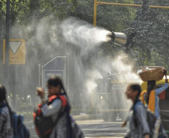 दिल्ली-NCR में भारी प्रदूषण: GRAP-4 लागू, स्कूल 19 जनवरी को बंद हो सकते हैं