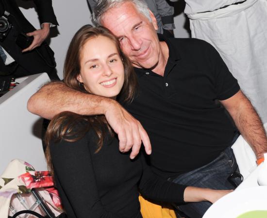 মৃ/ত্যুর আগে শেষ ফোন প্রেমিকাকেই! এপস্টিনের গোপন সম্পর্কের নাম-পরিচয় প্রকাশ্যে