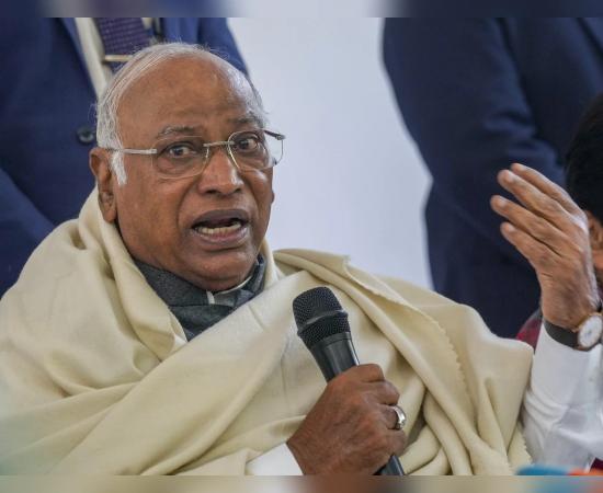 Congress Unveils ‘Five Guarantees’ for Assam Ahead of Assembly Elections