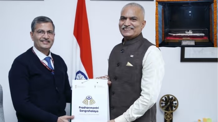 पीएम संग्रहालय में INS विक्रांत के स्केल मॉडल प्रदर्शनी का नई दिल्ली में उद्घाटन