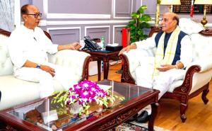 मणिपुर के मुख्यमंत्री ने क्षेत्रीय सेना बटालियन की मांग उठाई, शपथ के बाद पहली दिल्ली यात्रा में रक्षा मंत्री राजनाथ सिंह से मुलाकात