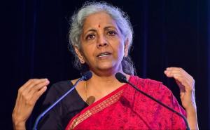 সোনা-রুপোর দামে ওঠানামা স্বাভাবিক, উদ্বেগের কারণ নেই: অর্থমন্ত্রী নির্মলা সীতারমণ