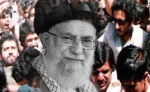 খামেনেইয়ের গোটা পরিবার শেষ! মার্কিন-ইজরায়েলি হানায় স্ত্রী-সহ নিহত ইরানের সর্বোচ্চ নেতা