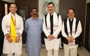 Gaurav Gogoi Meets Jharkhand CM Hemant Soren, Fuels Alliance Buzz Ahead of Assam Polls