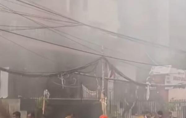 Massive Fire At Cyber Mart In Fancy Bazar