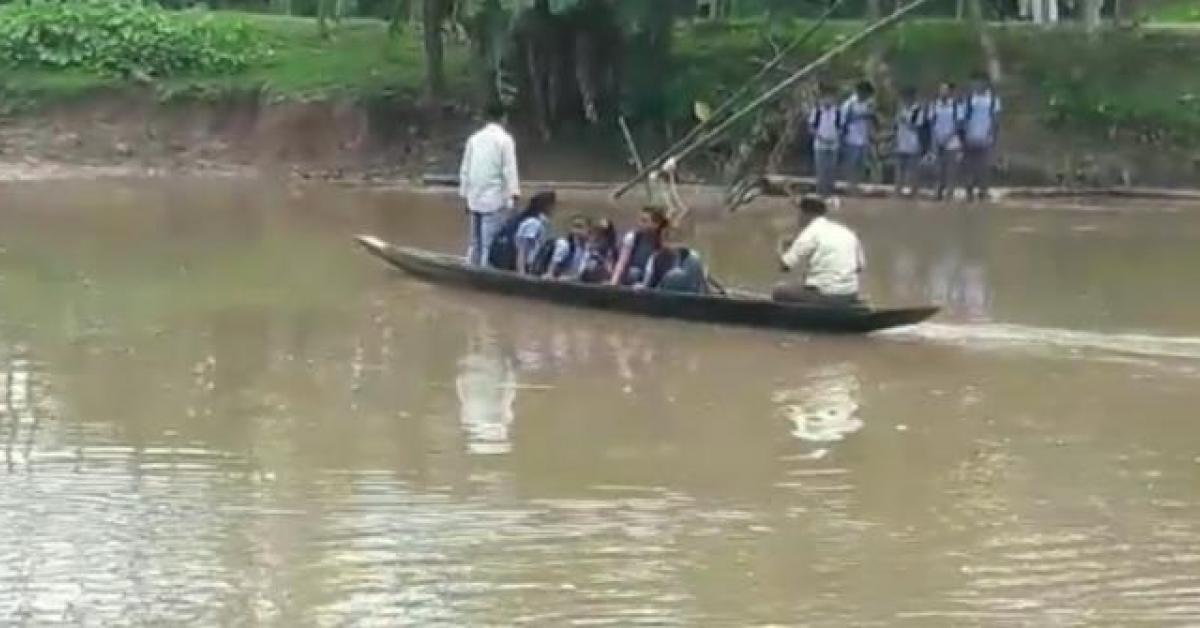 শুক্লাই নদীৰ দলং