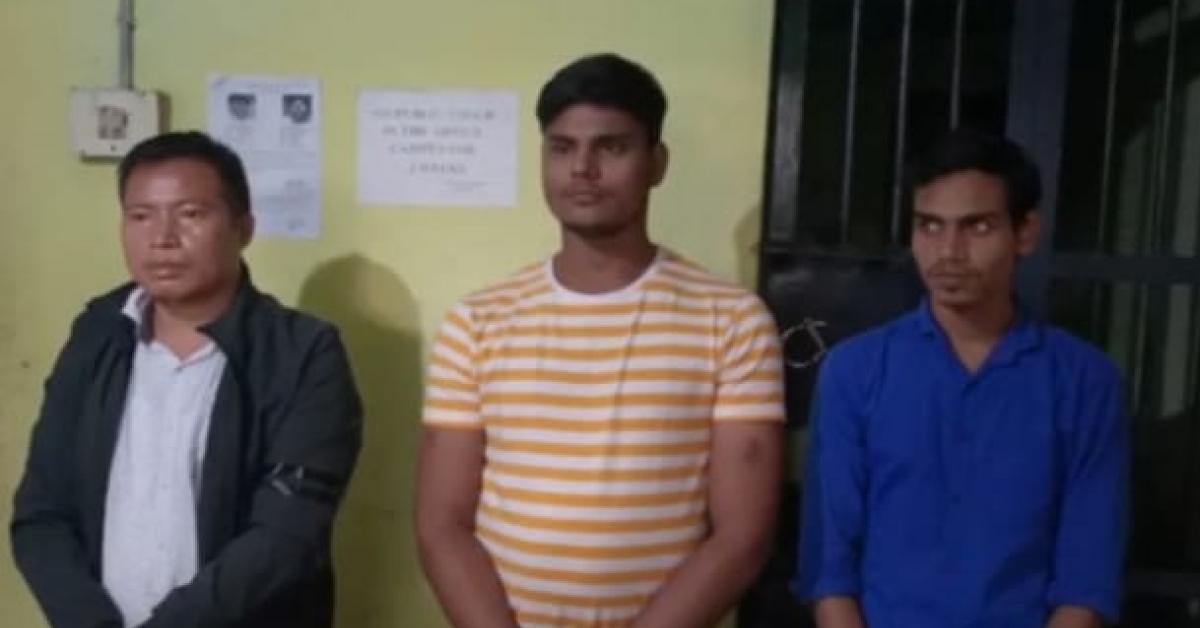 হোজাইৰ দেৱস্থানত উৎখাত ভূৱা আধাৰ কাৰ্ড কেন্দ্ৰ৷