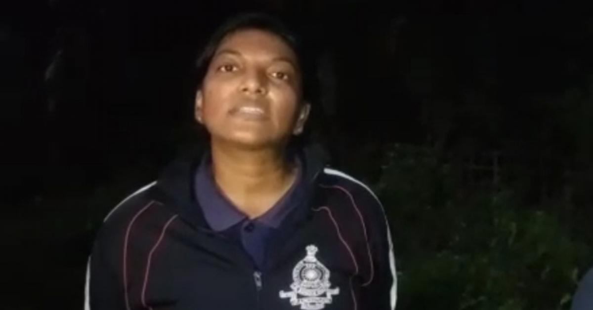 অসম-মিজোৰাম সীমান্তত  যুজাঁৰু ৰূপত কোন এইগৰাকী মহিলা IPS !