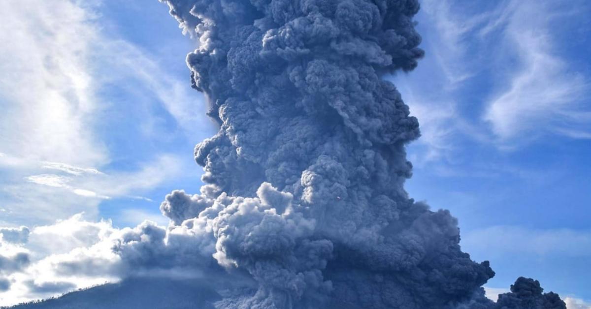 ইন্দোনেছীয়াত ভয়াৱহ পৰিস্থিতি