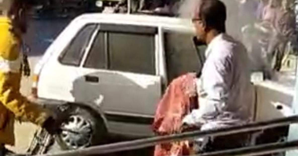 দাউ দাউকৈ জ্বলিল উঠিল ৰৈ থকা মাৰুতি গাড়ী