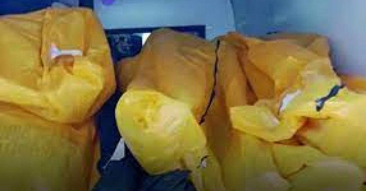 এখন এম্বুলেন্সতে ভৰাই নিয়া হ'ল ২২ জন ক’ভিড ৰোগীৰ মৃতদেহ 