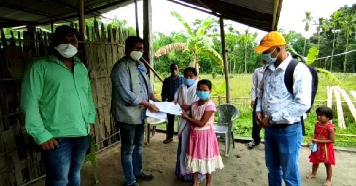 কৰ’না আতংকৰ সময়ত ছাত্র-ছাত্ৰীৰ মাজত সজাগতা সৃষ্টি 