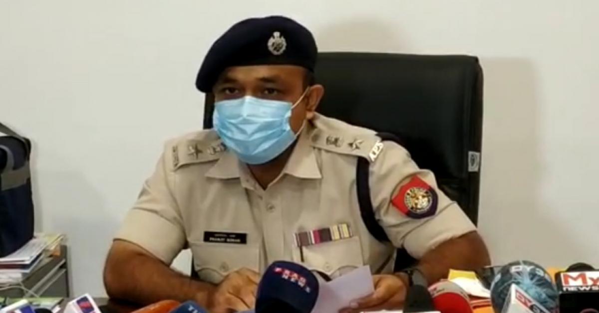 পথৰ কাষৰ বাহন আঁতৰালৈ সময় নিৰ্ধাৰণ কৰি দিলে ট্ৰেফিক DCP য়ে