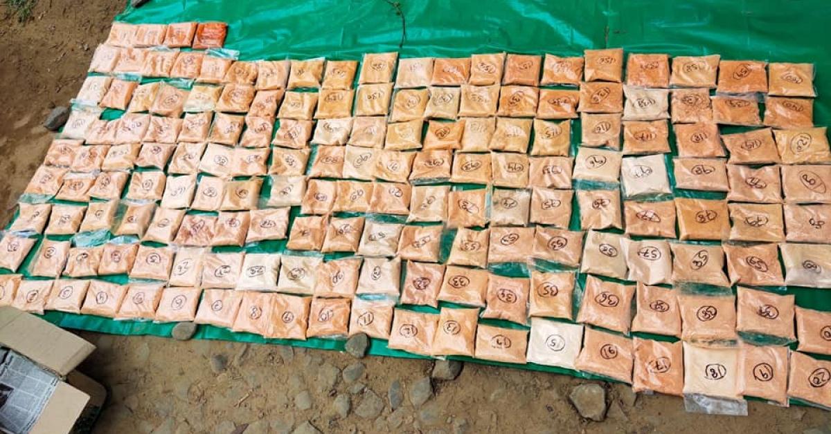 জব্দ ১৬ কোটি টকাৰ ড্ৰাগছ
