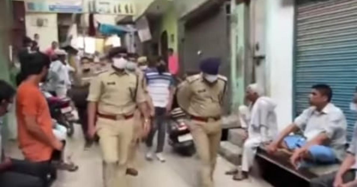 অচিনাক্ত দুৰ্বৃত্তৰ গুলীত ধৰাশায়ী একে পৰিয়ালৰে তিনিজন সদস্য