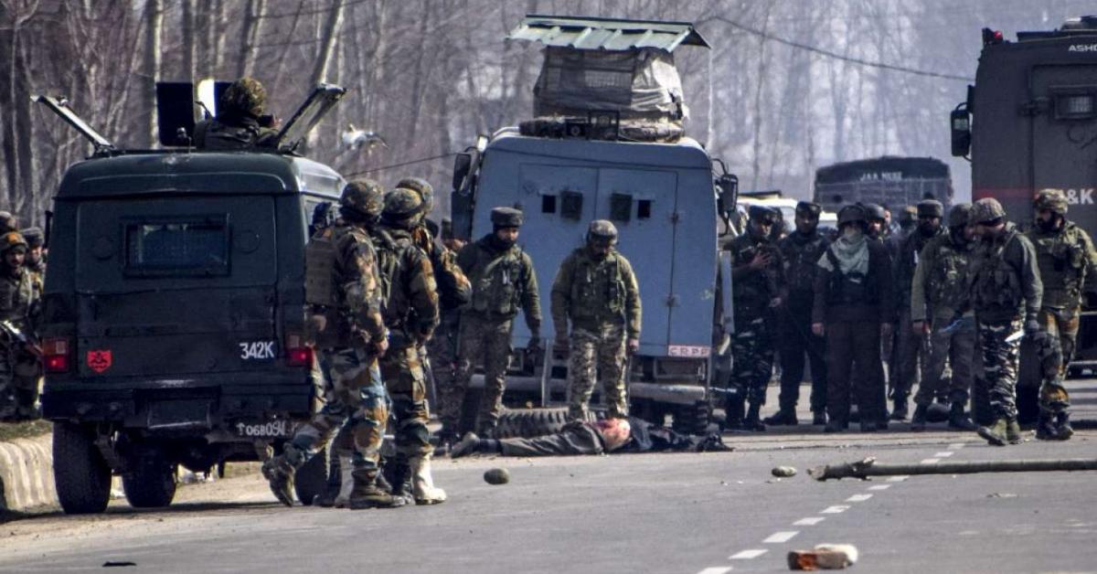 কাশ্মীৰ উপত্যকাত সন্ত্ৰাসবাদীৰ বিৰুদ্ধে কঠোৰ হৈ পৰিছে নিৰাপত্তাৰক্ষী