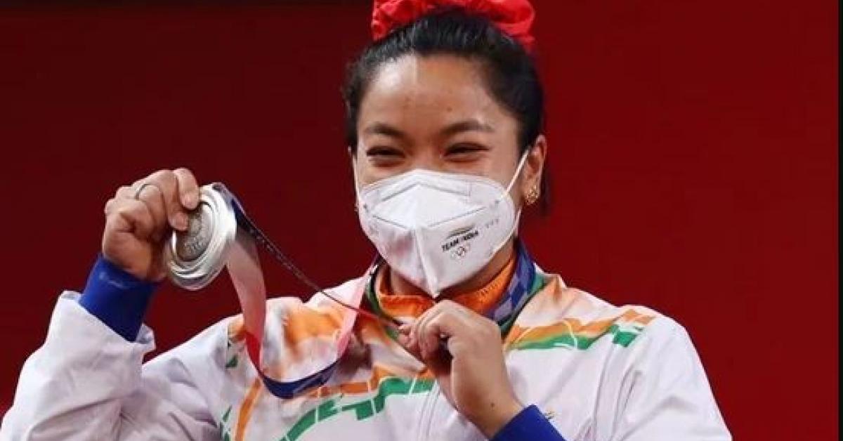 Big day for India. Weightlifter Mirabai Chanu Wins India's 1st Medal