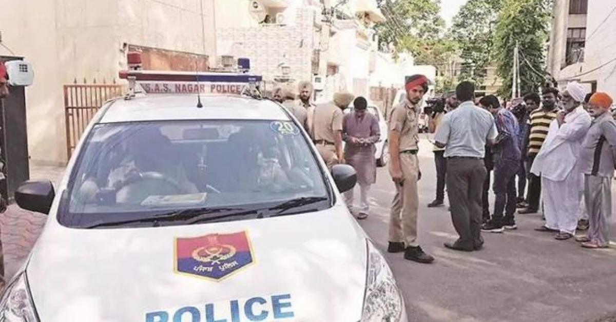 পঞ্জাৱৰ গুৰদছপুৰ জিলাত এজন লোকে নিৰ্মমভাৱে হত্যা কৰিলে এটা পৰিয়ালৰে ৪জন লোকক