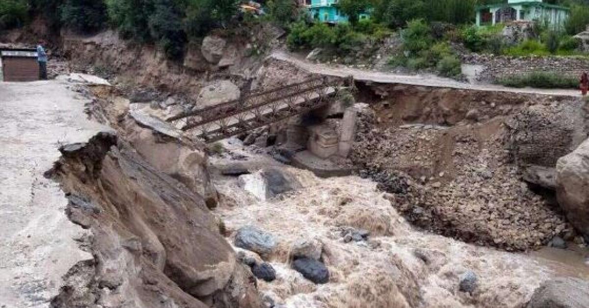 himachalpradesh cloudbrust