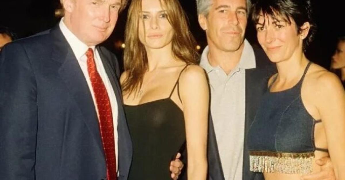  एप्सटीन फाइल्स में ट्रंप का नाम