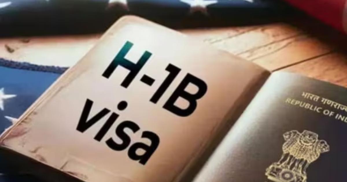 वर्क परमिट नवीनीकरण के लिए भारत आए H-1B वीज़ा धारक फंसे, अमेरिकी वीज़ा अपॉइंटमेंट रद्द