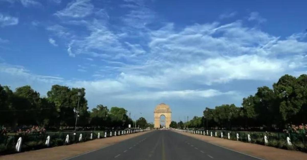 क्रिसमस पर दिल्ली को प्रदूषण से राहत, हफ्तों बाद दिखा नीला आसमान