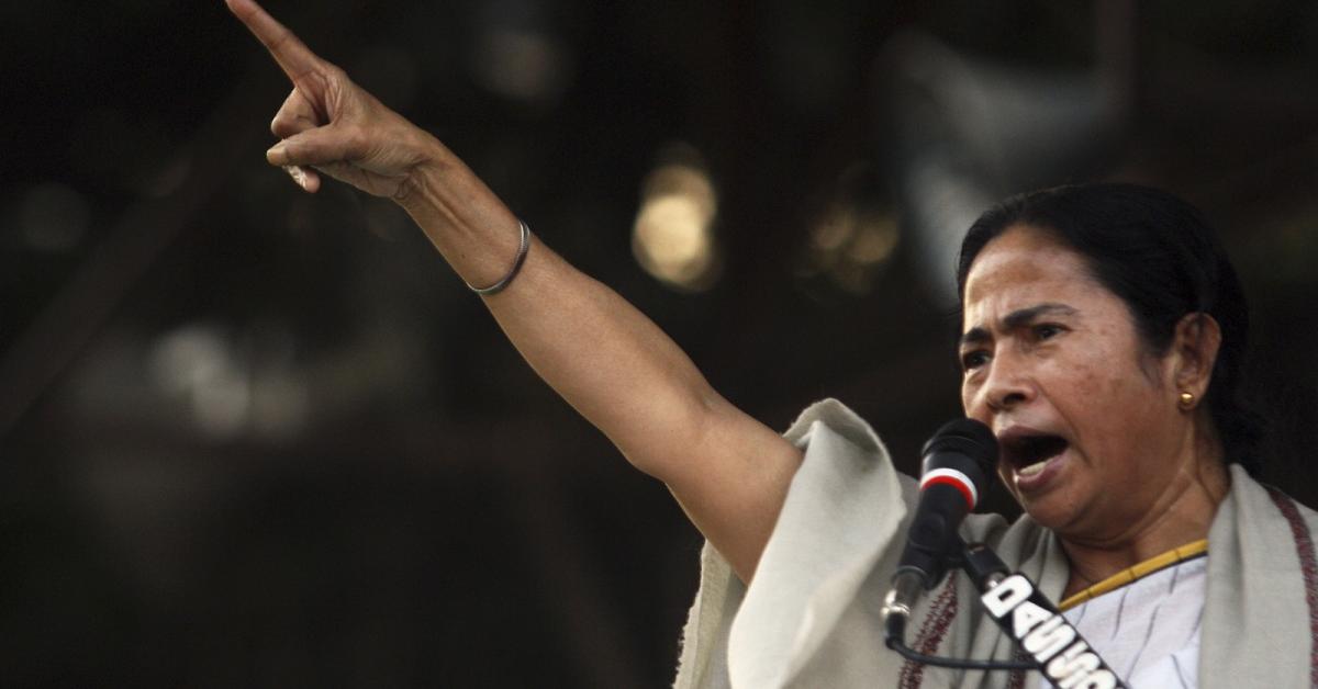 “সব টেবিল ফাঁকা করে দিয়েছে” I-PAC অফিসে ED তল্লাশি নিয়ে বি*স্ফোরক অভিযোগ মমতার