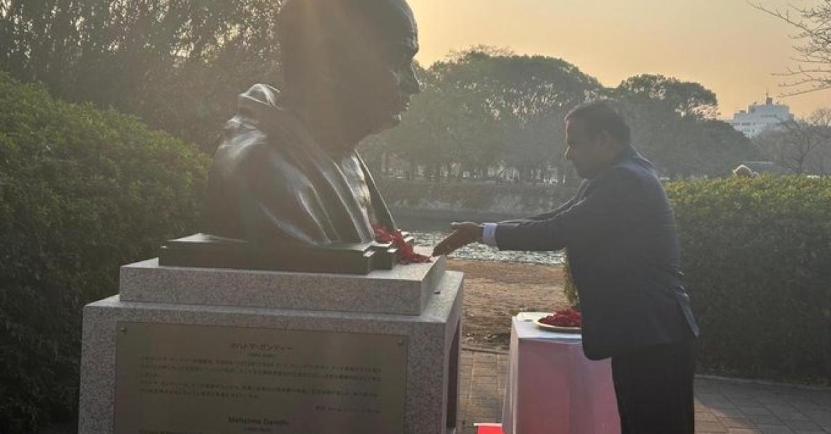 असम CM ने गांधी के आदर्शों से जोड़ा ग्रामीण विकास, शहीद दिवस पर दिल्ली में सुरक्षा बढ़ाई