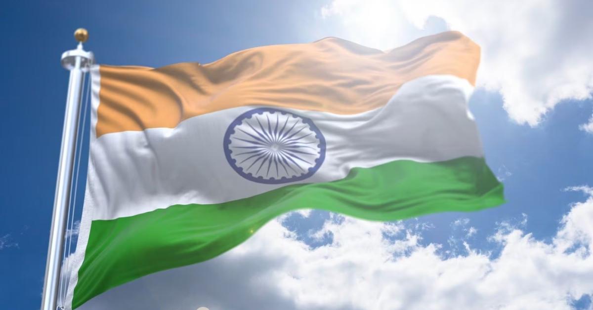 ২৬ জানুয়ারি ও ১৫ অগাস্ট পতাকা উত্তোলনের ফারাক কী?