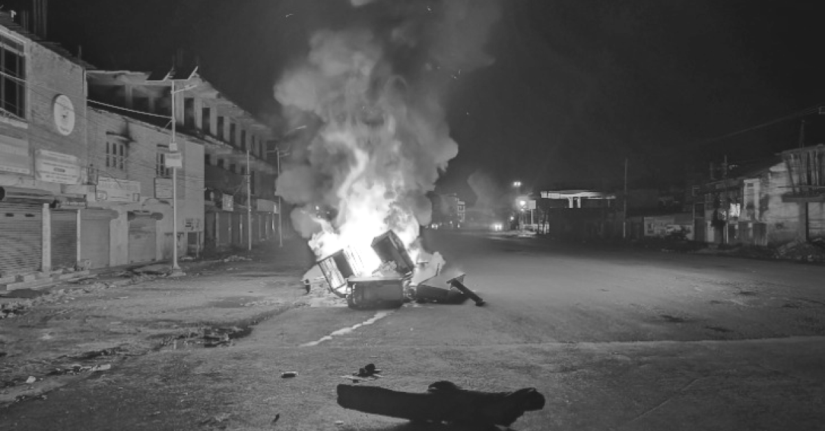 गणतंत्र दिवस पर मणिपुर में हिं/सा: कांगपोम्पी में K. सॉन्गलुंग गांव में आग, ZUF ने कहा “नियामक कार्रवाई”