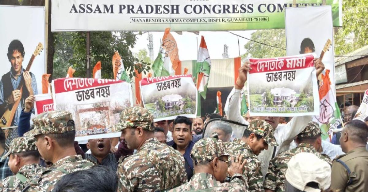 Congress hits streets in Dispur, targets Assam CM over alleged asset buildup