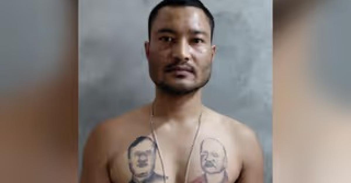 मार्घेरिटा के युवक ने नेताओं के टैटू बनवाकर बटोरी सुर्खियां, सोशल मीडिया पर चर्चा तेज