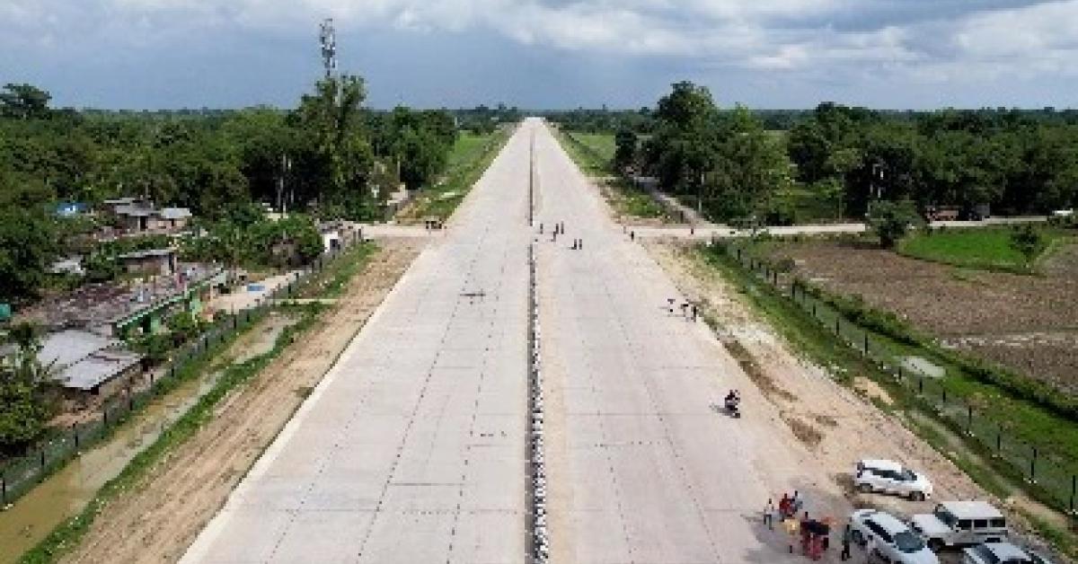 मोरान हाईवे बनेगा एयरस्ट्रिप: पीएम मोदी के असम दौरे से पहले IAF का ऐतिहासिक एयर शो