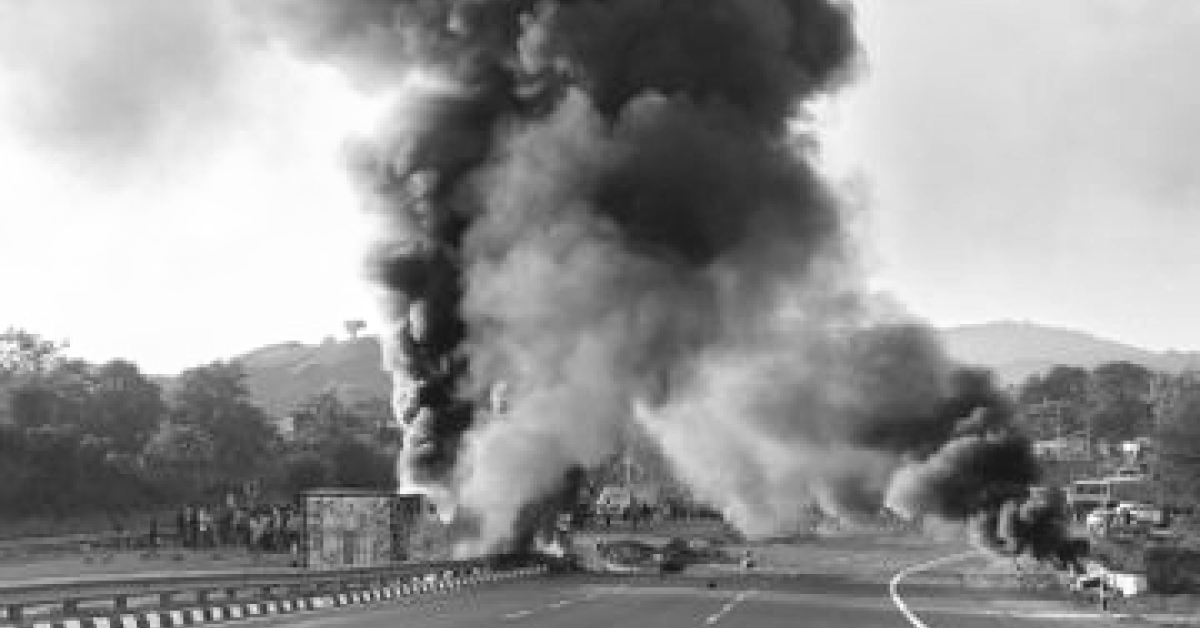 असम के कोकराझार में ऑयल टैंकर में भीषण आ/ग, नेशनल हाईवे 27 कई घंटों तक बंद, यातायात ठप