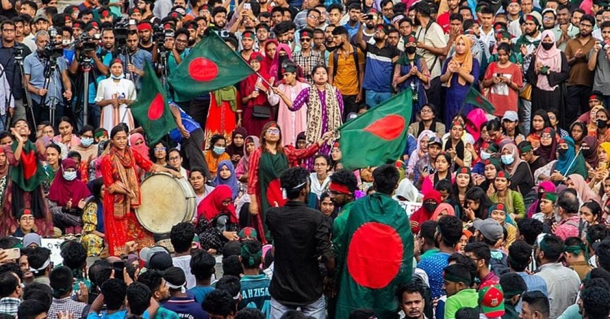 बांग्लादेश का 2026 चुनाव! लोकतांत्रिक क्रां/ति नहीं, बल्कि एक सावधानीपूर्वक नियंत्रित सत्ता परिवर्तन