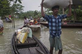 ৰাজ্যৰ ১১ খন জিলাৰ ২১ মহকুমা বানৰ কবলত 