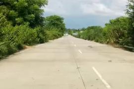 বৃহৎ পুখুৰীসদৃশ গাঁত