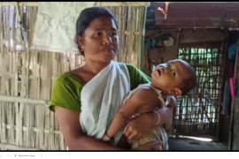 তিনিটি সন্তানক বুকুত বান্ধি খালী পেটেৰেই উজাগৰী ৰাতি কটাইছে তৰুলতা শইকীয়াই