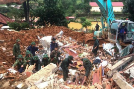 ভয়াবহ ভূমিস্খলনত ৬০জনৰ মৃত্যু 