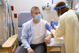 মোডী চৰকাৰে দেশবাসীৰ সকলোকে নিদিয়ে কৰ'ণা ভেকচিন!