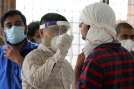 ৰাজ্যত বৃদ্ধি পাইছে কৰোনাৰ প্ৰকোপ! ২৪ ঘণ্টাত মৃত্যু ১৪ জনৰ