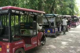 ক’ভিডে পানীত হাঁহ নচৰা অৱস্থা কৰিছে ই- ৰিক্সাৰ চালক সকল