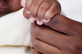  আফ্ৰিকান যুৱতীয়ে সন্তান প্ৰসৱ কৰিলে শিৱসাগৰত