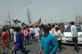 দিল্লী সীমান্তৰ গাজীপুৰত উত্তেজনা, সংঘৰ্ষত লিপ্ত বিজেপি কৰ্মী আৰু কিষান ইউনিয়নৰ কৰ্মকৰ্তা