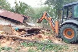 হোজাই লংকা কাকীত প্ৰশাসনৰ উচ্ছেদ অভিযানক লৈ অভিযোগ আমছুৰ