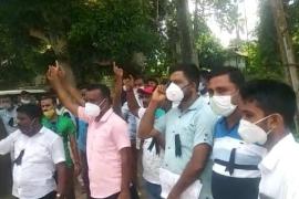 সাংবাদিকক দলবদ্ধ আক্ৰমণক কেন্দ্ৰ কৰি নগাঁৱত তীব্ৰ প্ৰতিবাদ 