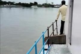 মাজুলীৰ নিৰ্মাণ হৈছে অত্যাধুনিক নৌকা চিকিৎসালয় 