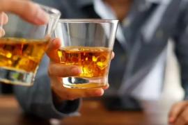 বিলাসী ক'ভিড চেণ্টাৰত উপলব্ধ নৃত্য, সুৰা